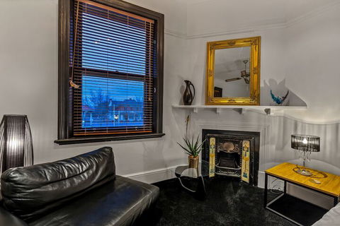 BANK192 - Accommodation Melbourne 5