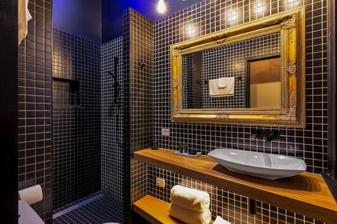 BANK192 - Accommodation Melbourne 4