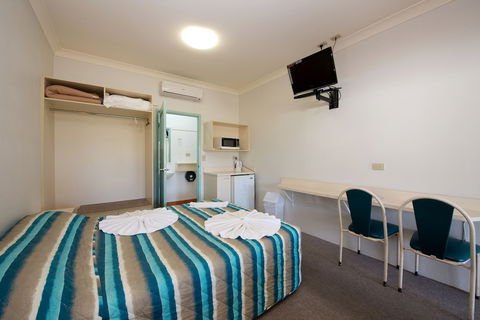 Lamington Hotel Motel - Accommodation Melbourne 3