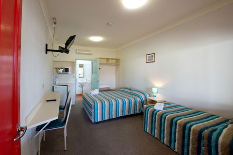 Lamington Hotel Motel - Accommodation Melbourne 2