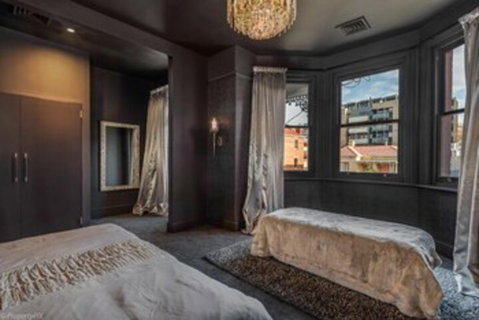 Celestial Suite - Accommodation Melbourne 6