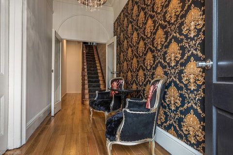 Celestial Suite - Accommodation Melbourne 5
