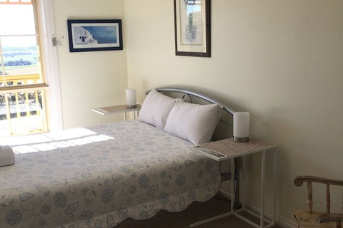 Angaston House - Accommodation Melbourne 7