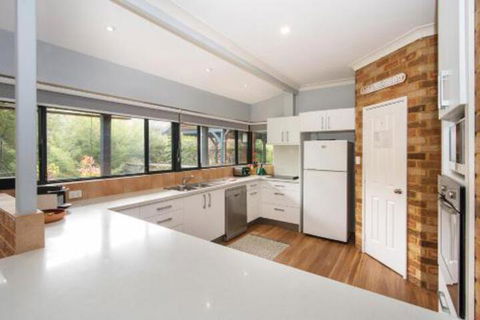 Family Friendly Holiday Haven - Accommodation Melbourne 4