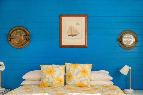 A SWEET ESCAPE Beachcombers Cottage Beachfront - Accommodation Melbourne 2