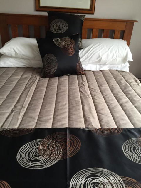 Oatlands Retreat - Accommodation Melbourne 2