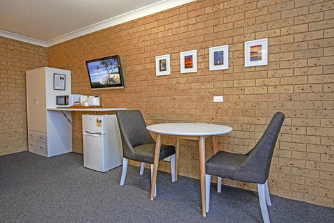 Coast Inn Motel - Accommodation Melbourne 3