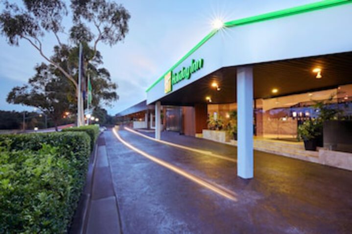 Canley Vale NSW Accommodation Melbourne