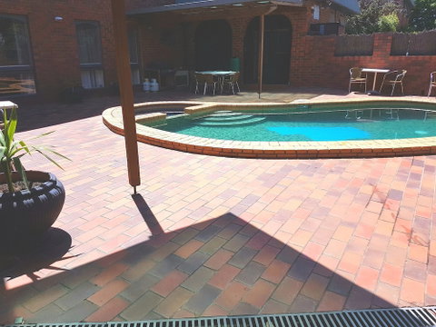 Hotel Cavalier - Accommodation Melbourne 2