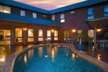 Hotel Cavalier - Accommodation Melbourne 0