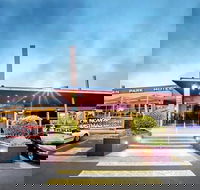 Nightcap at Sandown Park Hotel - Accommodation Melbourne