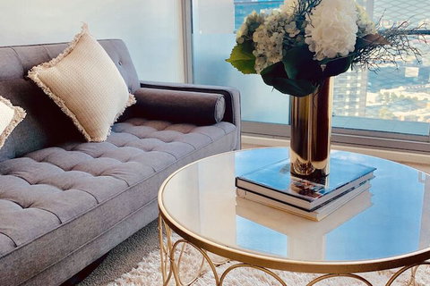 Luxury Apartment With View - Accommodation Melbourne 6