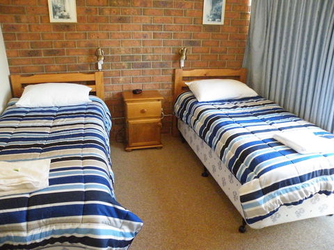 Pacific Heights Holiday Apartments & Munn's Tower House - Accommodation Melbourne 2