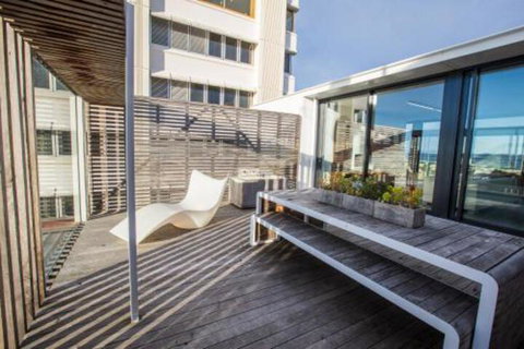 Avalon City Retreat - Accommodation Melbourne 0