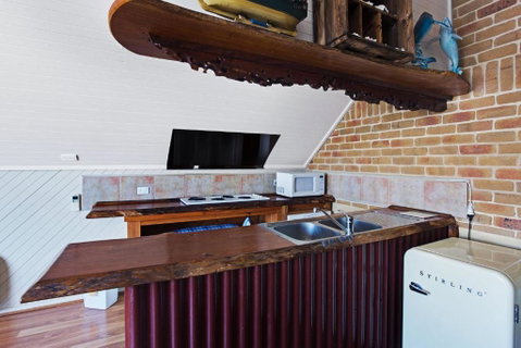 Salt Wood Cabin Style Retreat - Accommodation Melbourne 4