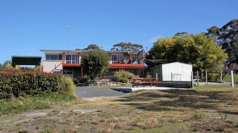BAY Of FIRES SEACHANGE Ocean Frontage - Accommodation Melbourne 6