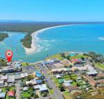 Sail on in Boatshed - Accommodation Melbourne