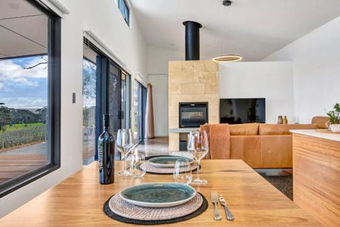 Shadow Creek McLaren Vale - Accommodation Melbourne 2