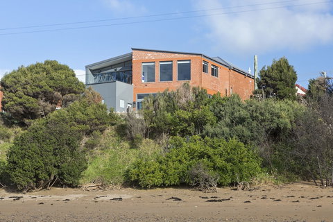 Novo Luxury Apartment - Accommodation Melbourne 0