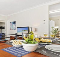 Summer Breeze clean  simple 200m to beach - Accommodation Melbourne
