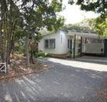 15 Belle Court Modern architect designed open plan holiday home with outdoor shower - Accommodation Melbourne