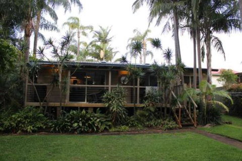 Hidden Oasis Pet Friendly In Anna Bay - Accommodation Melbourne 0