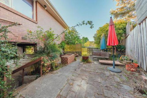 Doncaster Beautiful 4 Bedder+ Walking To Westfield - Accommodation Melbourne 5