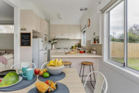 A Wave From It All - Accommodation Melbourne 6