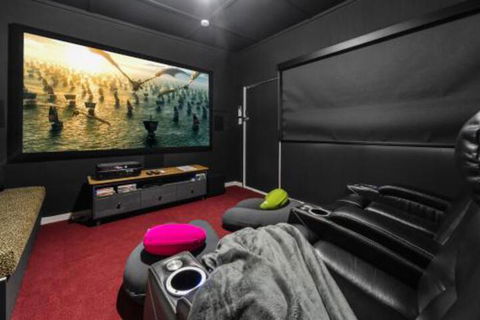 Amber Cottage Luxury Seaside Retreat With Outdoor Spa! - Accommodation Melbourne 3