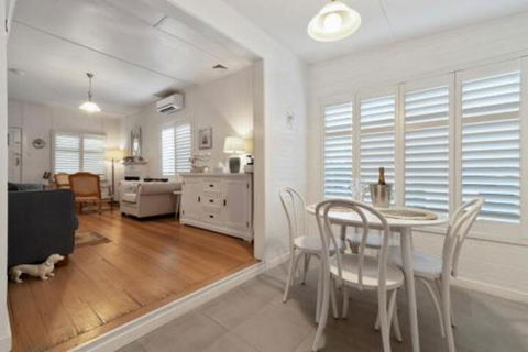Amber Cottage Luxury Seaside Retreat With Outdoor Spa! - Accommodation Melbourne 5