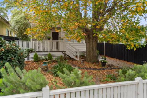 Amber Cottage Luxury Seaside Retreat With Outdoor Spa! - Accommodation Melbourne 6