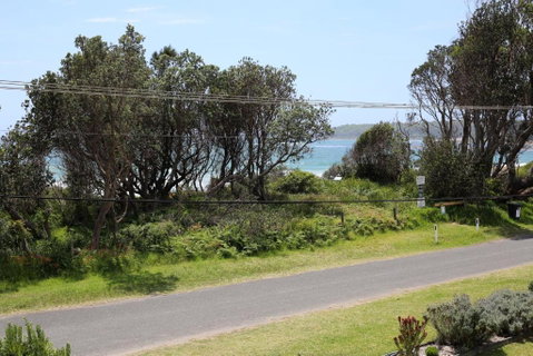 The Crescent Pet Friendly 1 Min To Beach - Accommodation Melbourne 5