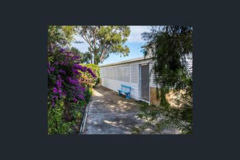 Blue Sky Escapes Beach House Ledge Point - Accommodation Melbourne 5