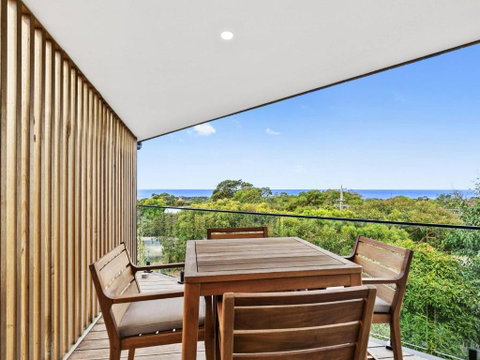 POINT BREAK NEW LISTING 2019 - Accommodation Melbourne 3
