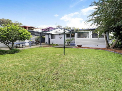 Gone Fishing! Air Conditioned Crisp & Clean - Accommodation Melbourne 2