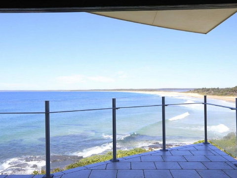 Albatross Whale Watch From The House - Accommodation Melbourne 4