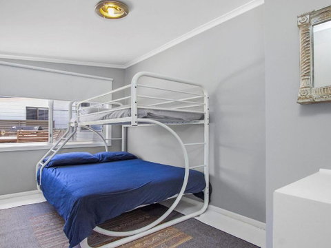 Blue Horizon Beachfront With Fireplace - Accommodation Melbourne 5