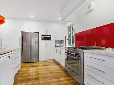 Lous Folly Inground Pool & Air Conditioned - Accommodation Melbourne 6