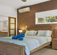 Lous Folly inground pool  air conditioned - Accommodation Melbourne
