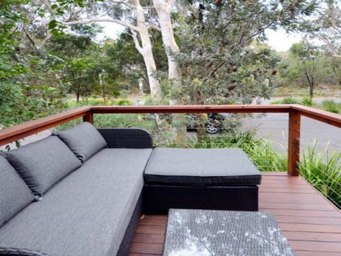 Scribbly Gum On Benton Bushland Setting - Accommodation Melbourne 4