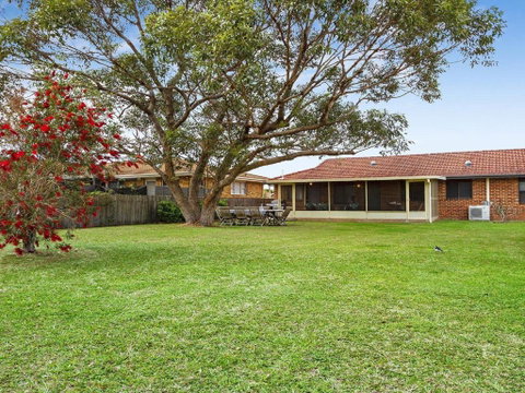 Sea Bird Close To Beach Shops & Cafes - Accommodation Melbourne 4