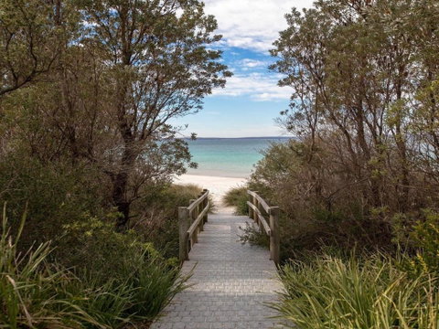 Sienna By The Sea Spacious Coastal Getaway - Accommodation Melbourne 3