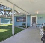 Soundwaves games room with table tennis - Accommodation Melbourne