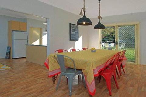 Splash Shack Stunning Views Of Jervis Bay - Accommodation Melbourne 7