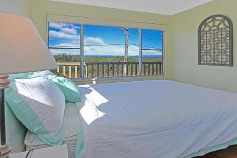 Splash Shack Stunning Views Of Jervis Bay - Accommodation Melbourne 4