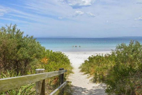 Splash Shack Stunning Views Of Jervis Bay - Accommodation Melbourne 3