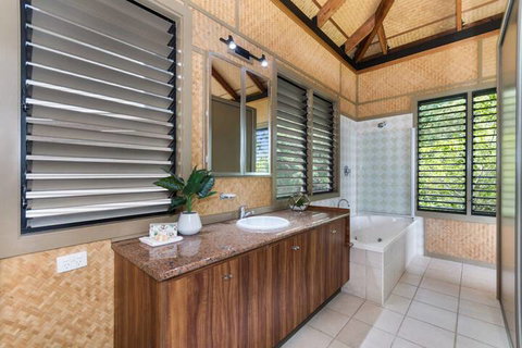 Absolute Beachfront - Accommodation Melbourne 7