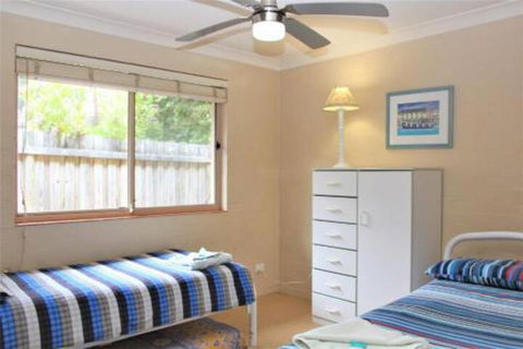 BEACHSIDE VILLA 2 - Accommodation Melbourne 4