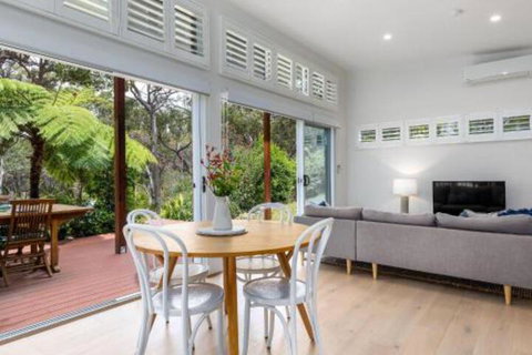 Studio By The Bay :: Jervis Bay Rentals - Accommodation Melbourne 4