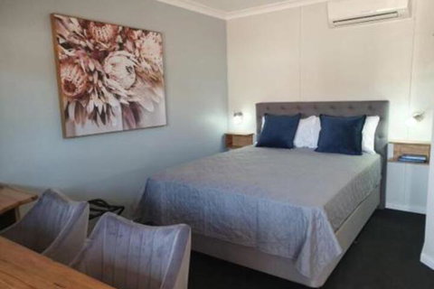 Cornwall House Accommodation - Accommodation Melbourne 3